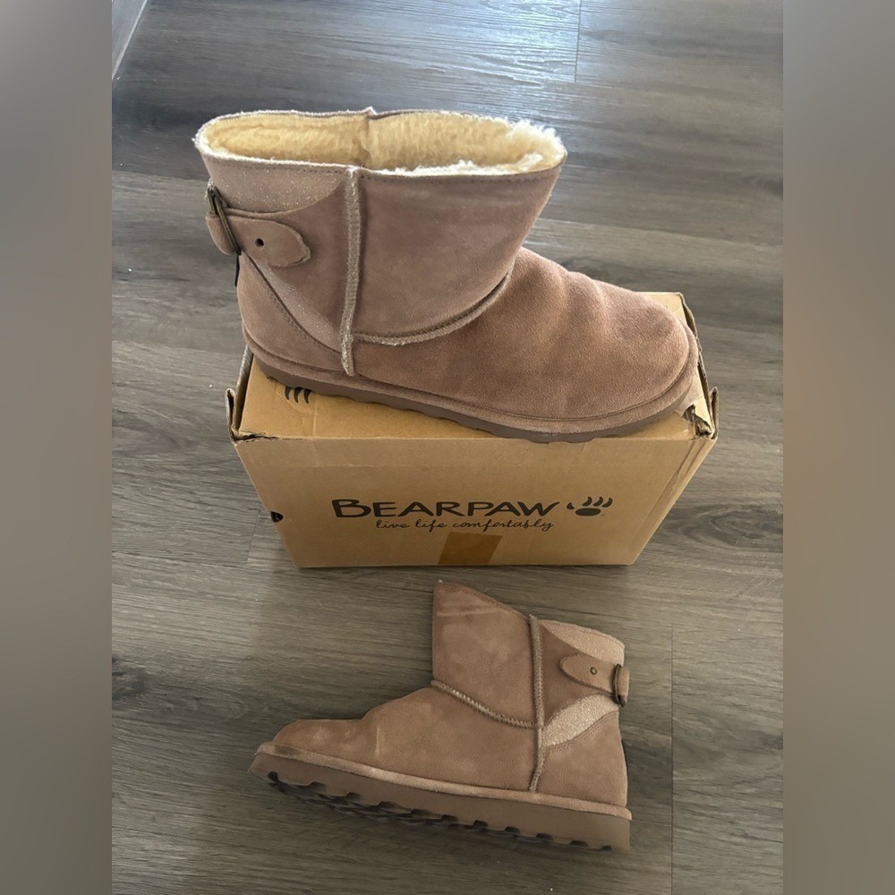 Bearpaw Betty Ankle Boots Size 12 Women Taupe Caviar Suede Shimmer Buckle 2713W - Picture 3 of 9